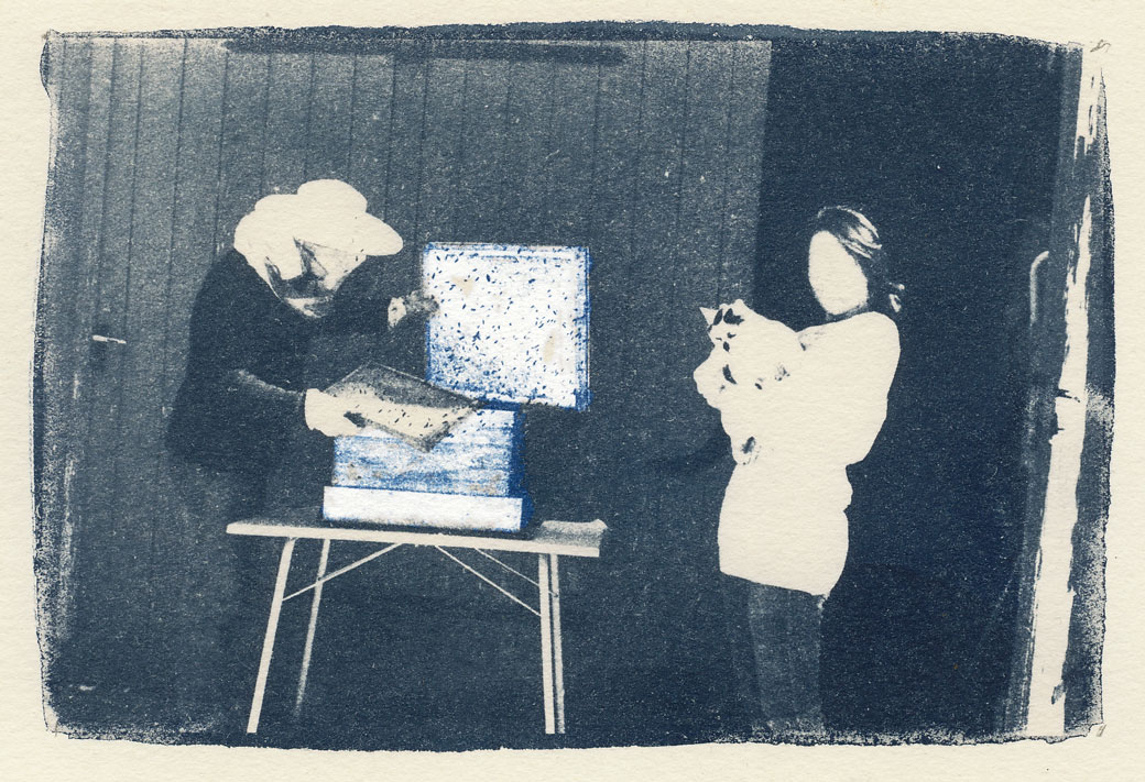 "bienen um's maul schmieren"